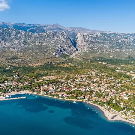 2 Bedroom Awesome In *