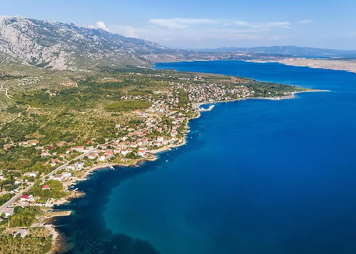 Апартаменты 2 Bedroom Awesome In Селине