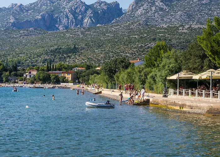 2 Bedroom Awesome In * Селине