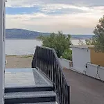2 Bedroom In Apartment *