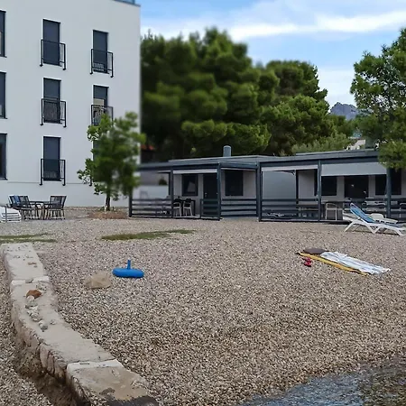 Lägenhet 2 Bedroom Awesome In