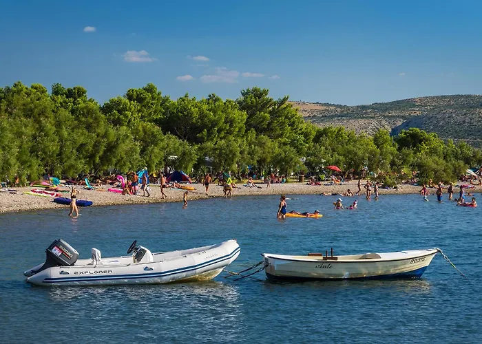 Διαμέρισμα 2 Bedroom Awesome In