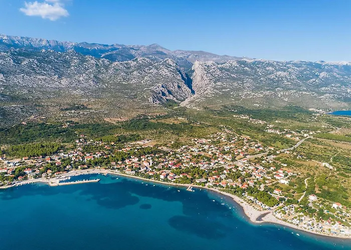 2 Bedroom Awesome In *